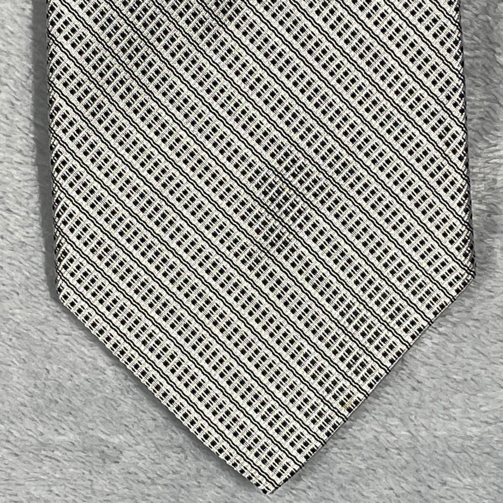 Robert Talbott X John Mazzo Tie Silk Necktie Gray Geometric 3.5X55.5